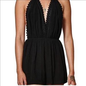 KENDALL and Kylie V-neck Open Back Black Romper Size S